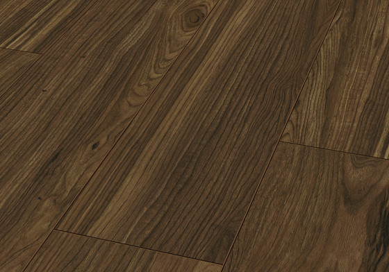 Augusta Walnut colour